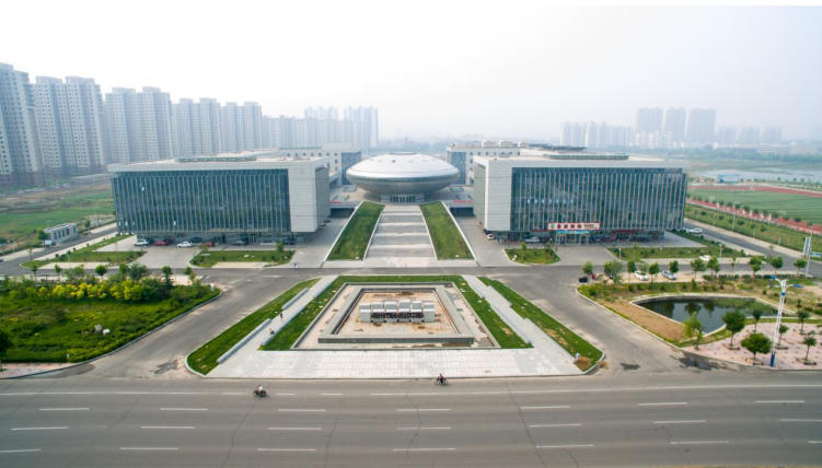 濱州市科技中心工程（全國(guó)AAA級(jí)安全文明標(biāo)準(zhǔn)化誠(chéng)信工地\中國(guó)建筑工程裝飾獎(jiǎng)、泰山杯）