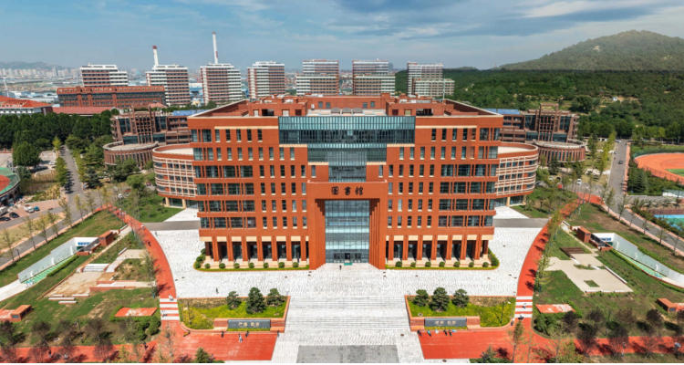 理工大學(xué)嘉陵江路校區(qū)圖書館（華東地區(qū)優(yōu)質(zhì)工程獎）